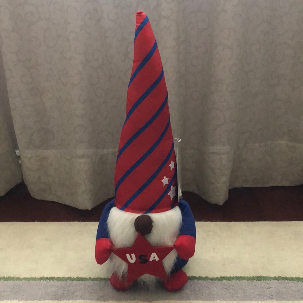 20” Decorative Gnome